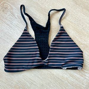 Acacia Bikini Top Size Petite